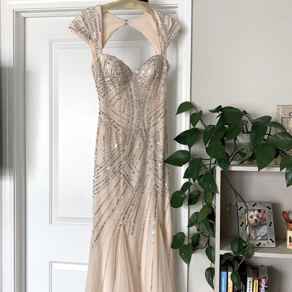 PRETTIEST PROM DRESS 💗